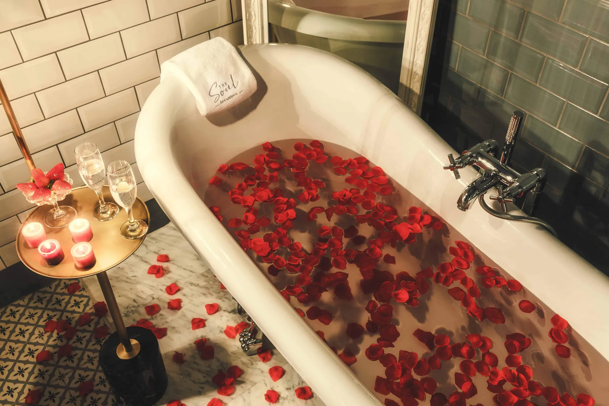 İstanbul’da Romantik Hafta Sonu: Çiftler
  Neden The Soul Hotel’i Tercih Ediyor?